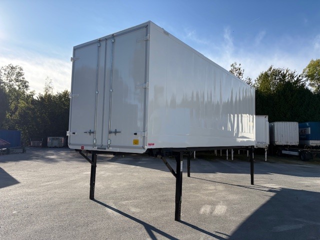 Wechselkoffer, Stahl glatt | BDF-System 7.450 mm lang, DURCHLADESYSTEM, LACK NEU!