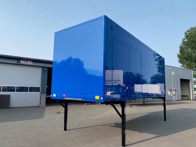 Wechselkoffer, isoliert | BDF-System 7.450 mm, LACK NEU in blau