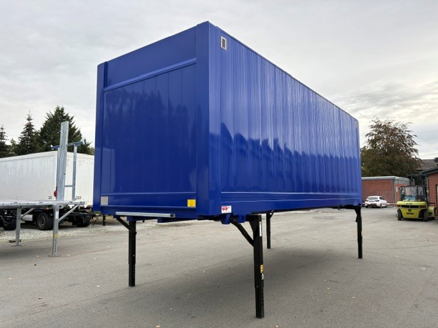 Wymienna obudowa, gładka stal | BDF-System, 7.450 mm lang, FABRIKNEU in THW Blau