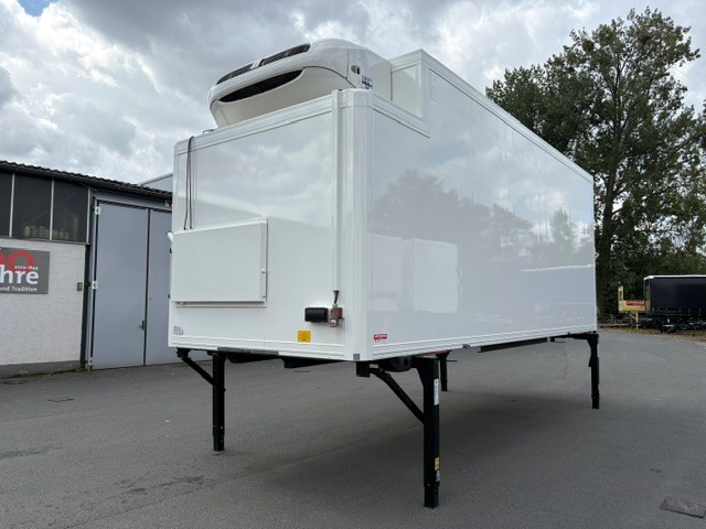 Tiefkühl-Wechselkoffer mit Kühlgerät | BDF-System 7.150 mm lang, Möbelausstattung, LACK NEU!