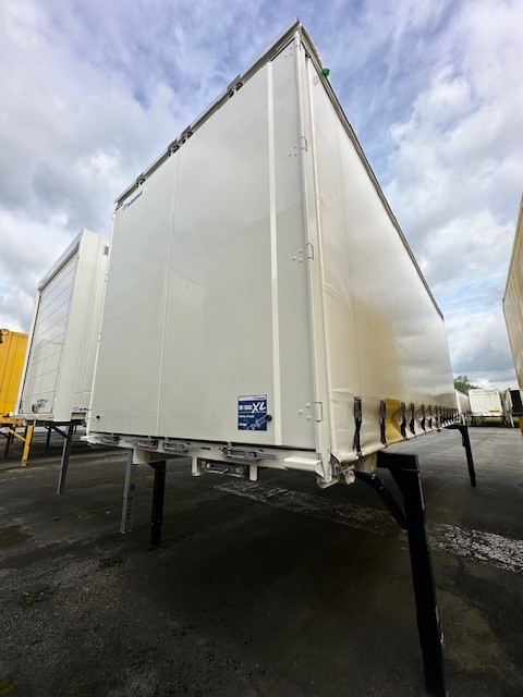 Wechselpritsche, Schiebeplane | BDF-System 7.450 mm lang, FABRIKNEU