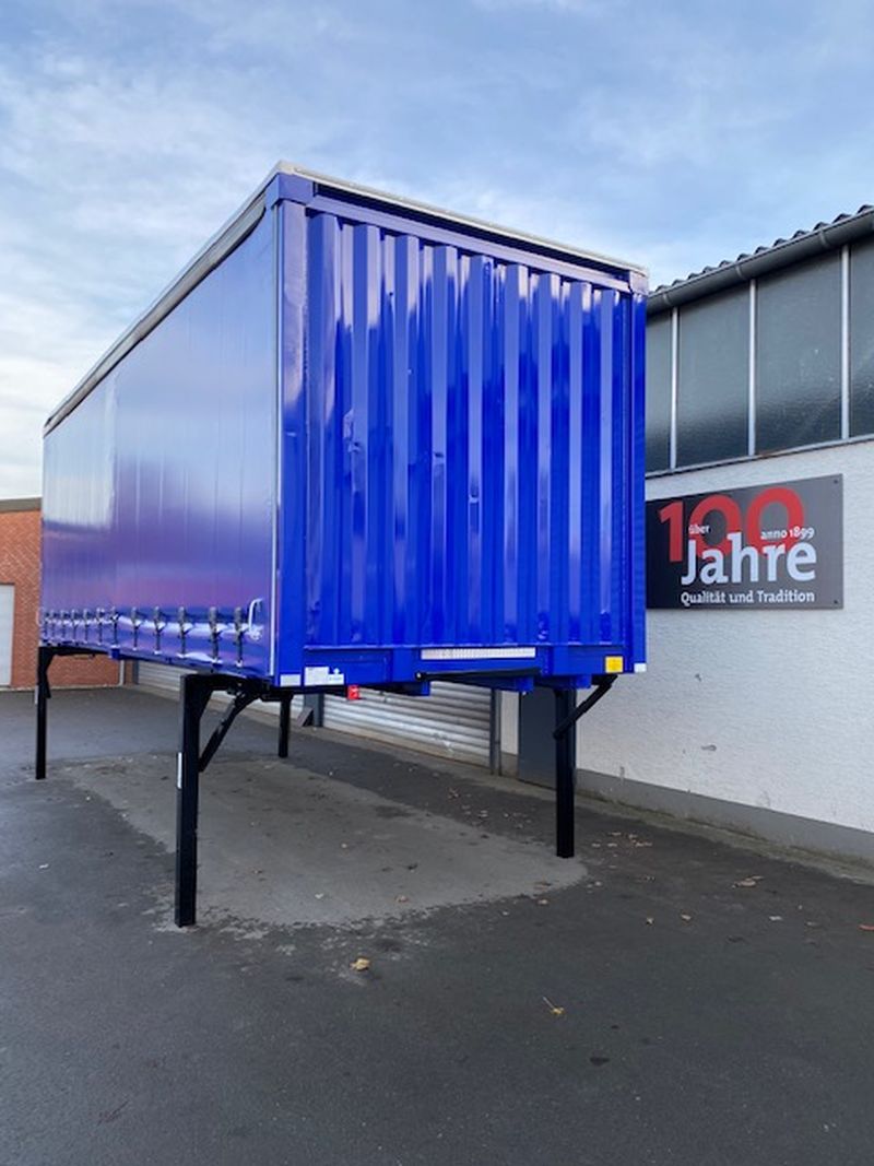Wechselpritsche, Schiebeplane | BDF-System, 7.450 mm lang